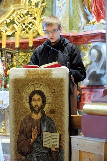 Marcin Kirkiewicz, jeden z lektorów przygotowanych do pełnienia posługi ceremoniarza