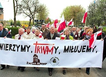  – W marszu wzięli udział nie tylko głogowianie. Delegacje przyjechały m.in. z Serbów, Krzydłowic, Chojnowa, Gaworzyc, Polkowic, Konotopu, Wschowy, Grodowca, Sławy i Żagania 