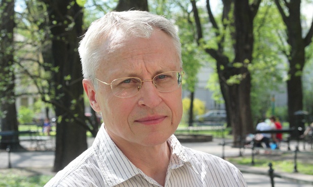 Jan Polkowski (ur. 1953) – poeta, pisarz, w latach 80. wydawca i redaktor naczelny kwartalnika „Arka”, potem dziennika „Czas Krakowski”. Laureat nagrody imienia Kościelskich (1983) i Andrzeja Kijowskiego (2010) za twórczość poetycką. 