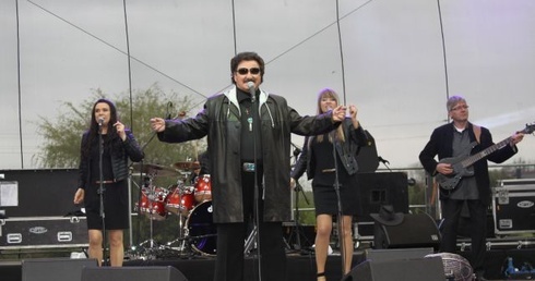 Koncert przed Bazyliką w Niepokalanowie 