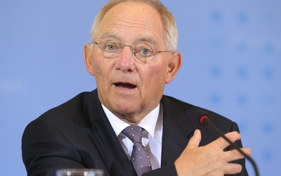 Schaeuble przeciwny szybkiej unii bankowej