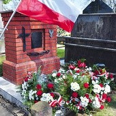 Wymowny grób bohaterskiego powstańca na cmentarzu w Unierzyżu