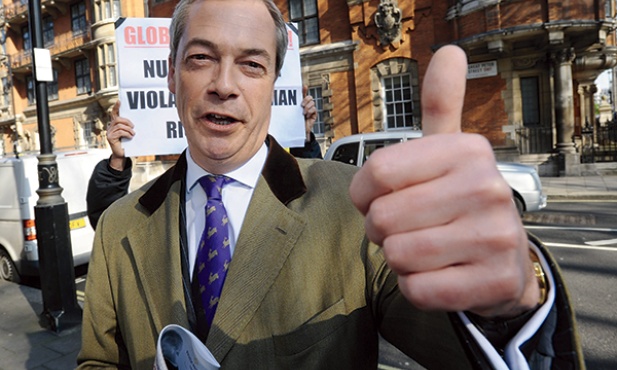   Popularność Nigela Farage'a na Wyspach stale rośnie, ponieważ jego poglądy  są zbieżne z tym, co myśli  wielu Brytyjczyków