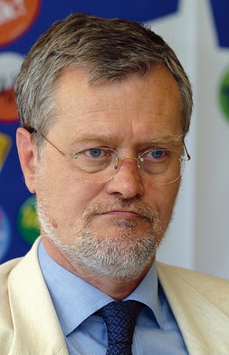  Piotr Nowina-Konopka  – kandydat na ambasadora RP przy Stolicy Apostolskiej