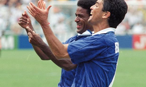 Bebeto jako pierwszy uczcił narodziny syna „kołyską” w ćwierćfinale mundialu w 1994 roku