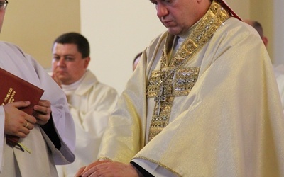 Biskup z Katowic metropolitą wrocławskim