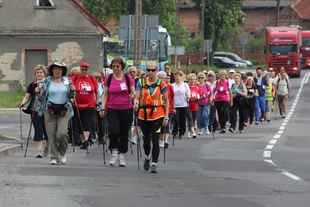 II Pielgrzymka Nordic Walkerów