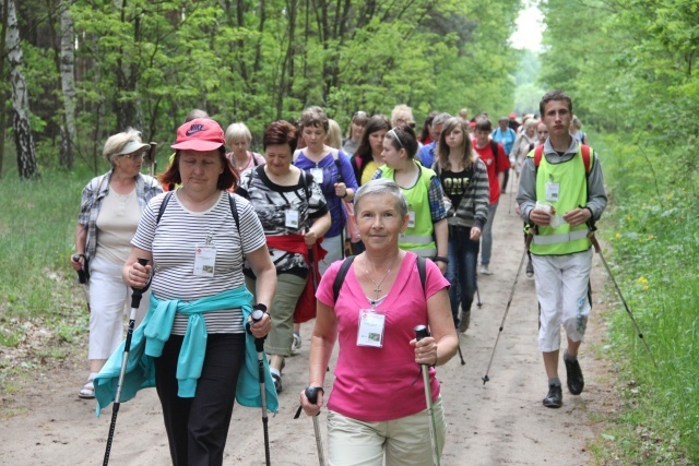 II Pielgrzymka Nordic Walkerów