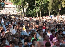 Szanujmy prostą wiarę Ludu Bożego