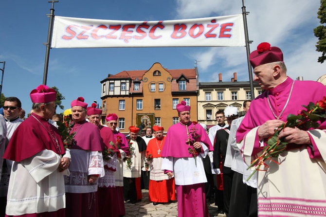 Dzień Matki 2013 w Piekarach Śl. cz. 1.