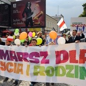 W radomskim marszu i pikniku rodzinnym wzięło udział około dwóch tysięcy osób