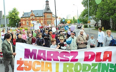  W tym roku Marsze dla Życia i Rodziny przeszły w ponad 100 miastach Polski, w tym w Olsztynie, Ostródzie i Szczytnie