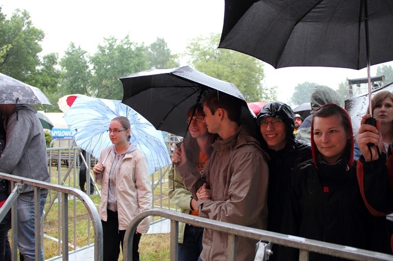 Koncert "Bądź jak Jezus" 2013 cz. 1