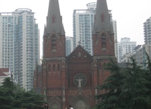 Odnowią najwyższą katedrę Wschodu