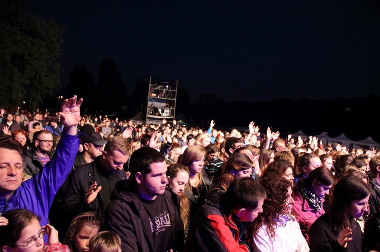 Koncert "Bądź jak Jezus" 2013 cz. 2