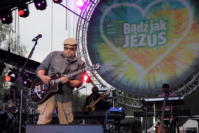 Koncert "Bądź jak Jezus" 2013 cz. 2