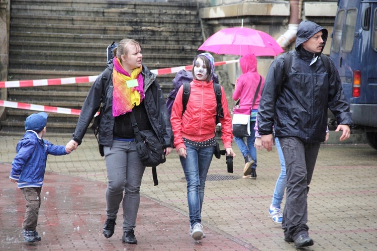 Dzień Dziecka 2013 w ogrodach kurialnych