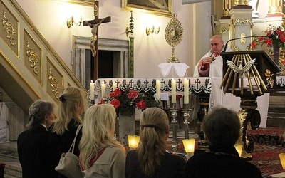 Adoracja Eucharystyczna w Bielsku-Białej