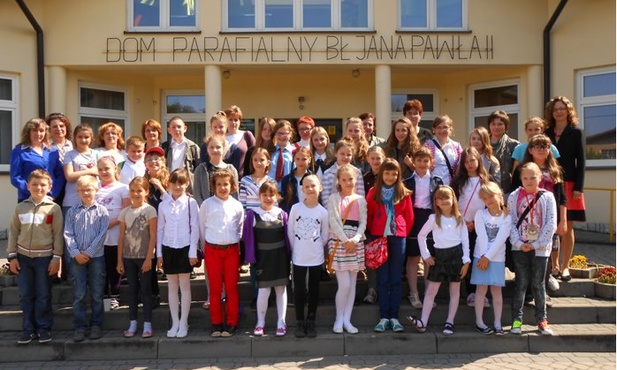 Dzieci rysują tajemnice wiary