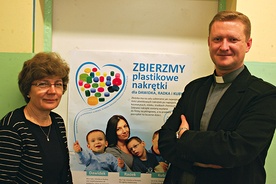 Obecność w szkole katechety świeckiego oraz kapłana to zaleta, bo każdy z nich ma inne atuty i sposoby uczenia katechezy