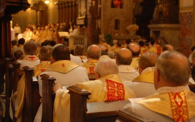 Za miesiąc, nowomianowani przez biskupa płockiego księża, zaczną obejmować nowe placówki 