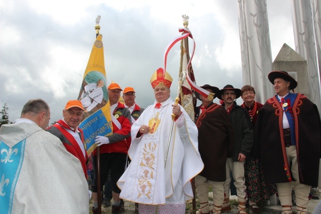 Bp senior Tadeusz Rakoczy kończy posługę