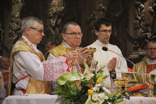 Dziękczynienie za posługę abp. Mariana Gołębiewskiego