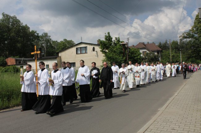 Tablica ks. Franciszka Blachnickiego w Bibieli