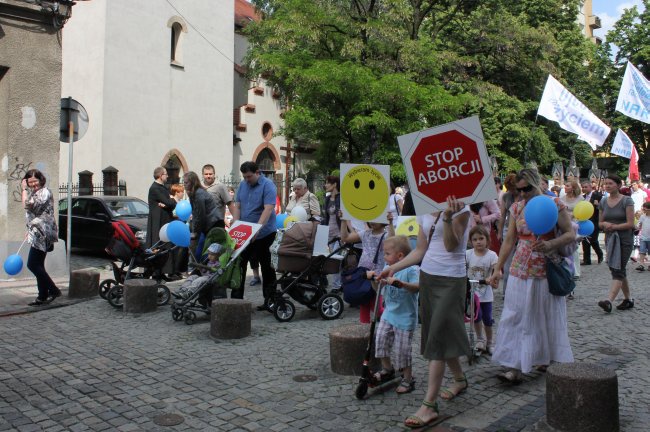 Marsz za życiem i rodziną w Bytomiu