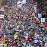 Uczestnicy maratonu w Hamburgu w Niemczech