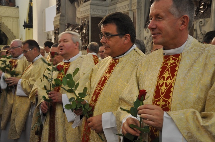 Jubileusz biskupa i księży