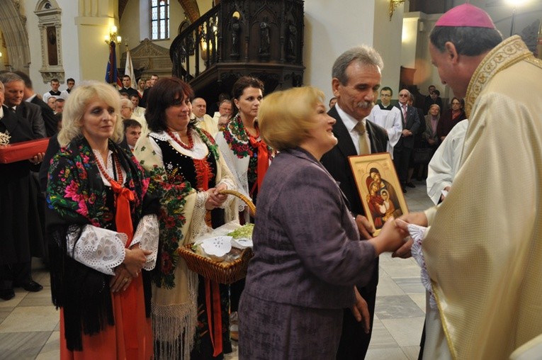 Jubileusz biskupa i księży