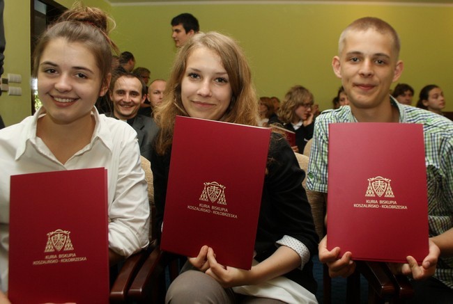 Ponad 40 gimnazjalistów wzieło udział w finałowych zmaganiach konkursu o Janie Pawle II