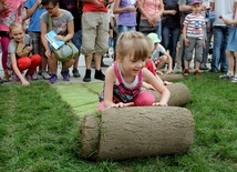 Z narodową trawą doskonale radziły sobie nawet kilkulatki