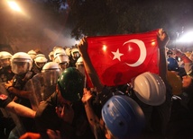 Turcja: tłumy na ulicach