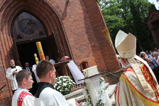 Pogrzeb dzieci zmarłych przed narodzeniem