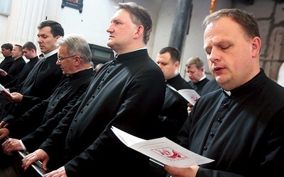  Pielgrzymka prezbiteratu to dla kapłanów czas umocnienia swojej relacji z Bogiem