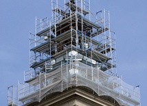  Remontowana wieża jest najwyższym punktem w Radomiu  