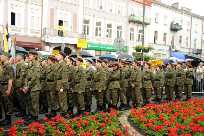 Pomnik Prezydenta RP odsłonięty