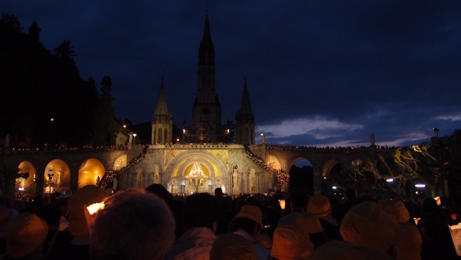 Piaski Nowe i WAJ Absolwent w Lourdes, La Salette i Fatimie