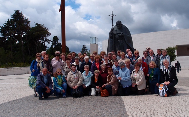 Piaski Nowe i WAJ Absolwent w Lourdes, La Salette i Fatimie