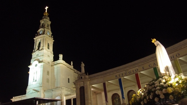 Piaski Nowe i WAJ Absolwent w Lourdes, La Salette i Fatimie