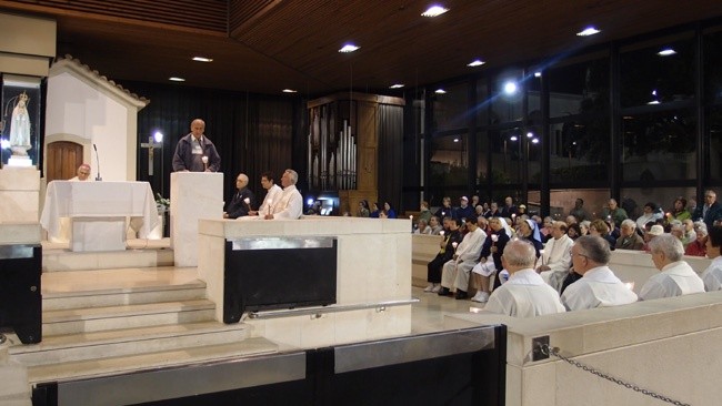Piaski Nowe i WAJ Absolwent w Lourdes, La Salette i Fatimie