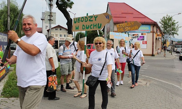 Z ulicy w góry - z Jezusem