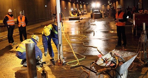 Nie do wiary: tunel Wisłostrady przejezdny!