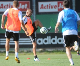 Legia zagra z Nowymi Świętymi