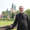  Ks. dr Paweł Łobaczewski pochodzi z Zielonej Góry. Sześć lat temu obronił doktorat z psychologii religii na Katolickim Uniwersytecie Lubelskim