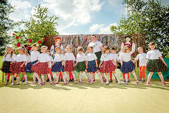  W przedszkolu w Sochaczewie tegoroczne Święto Rodziny zorganizowano  po łowicku