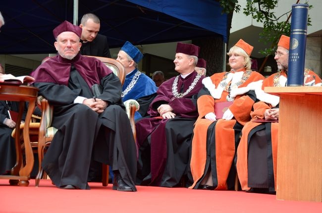 Kiko Argüello doktorem honoris causa KUL