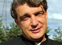 Ks. Rafał Grzelczyk - diecezjalny duszpasterz młodzieży  